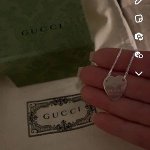 gucci necklace